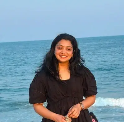 CR b styledbykp online saree boutique in Kerala
